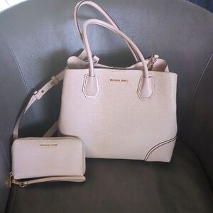 Michael Kors  Tote and Wallet Set